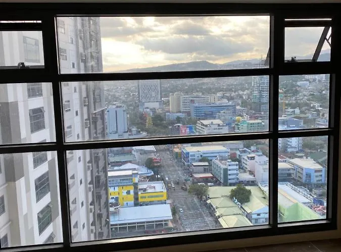 Horizon 101 On The 31st Flr *