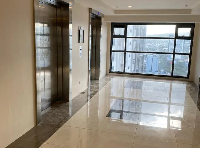 Horizon 101 On The 31st Flr Apartahotel